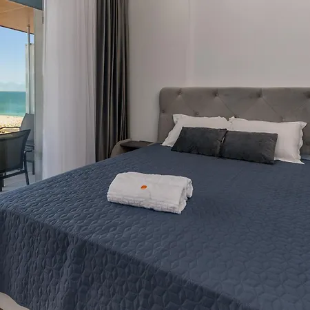 Studio Del Mar Beige *